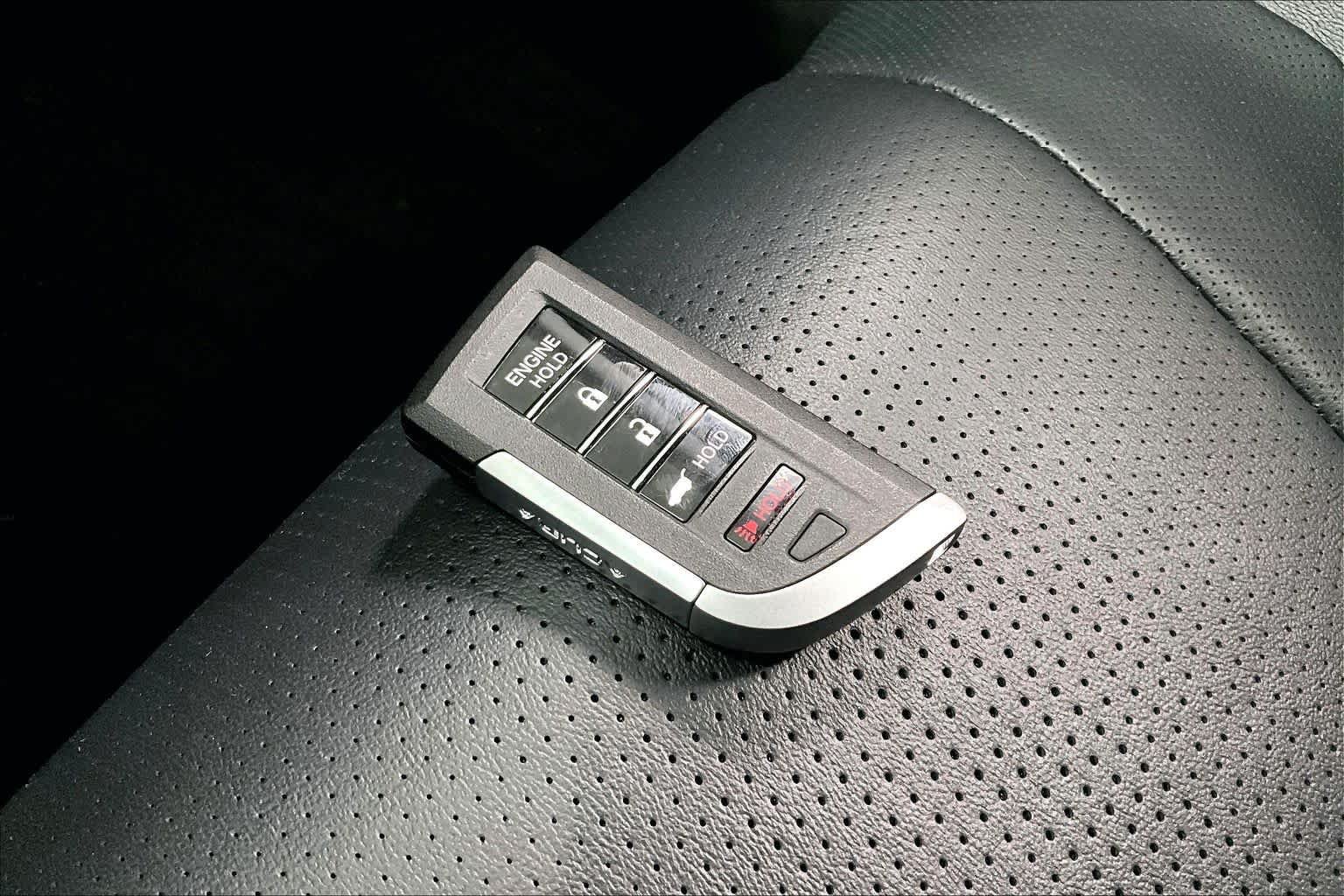 Used 2023 Acura MDX SH-AWD w/ Advance Package image 18