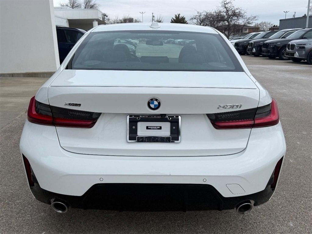 Used 2023 BMW 330i xDrive Sedan w/ M Sport Package image 4