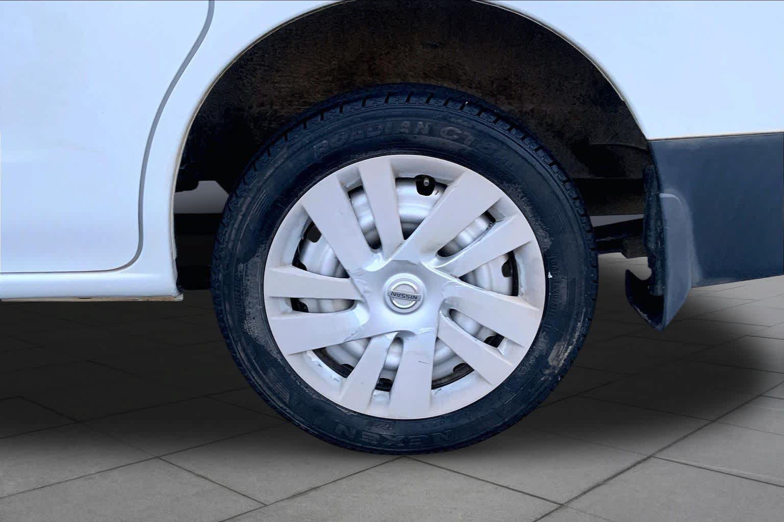 Used 2015 Nissan NV200 S w/ Cruise Control Package FWD image 10