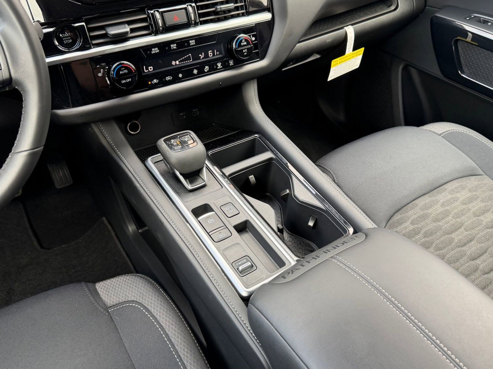 Certified 2025 Nissan Pathfinder SV image 17