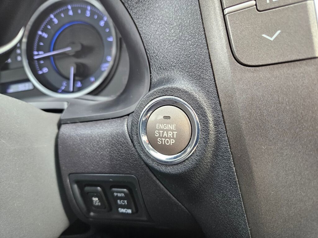 Used 2011 Lexus IS 250 w/ Premium Pkg Value Edition image 22