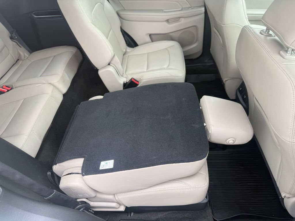 Used 2018 Ford Explorer Limited w/ Ford Safe & Smart Package AWD/4WD image 63