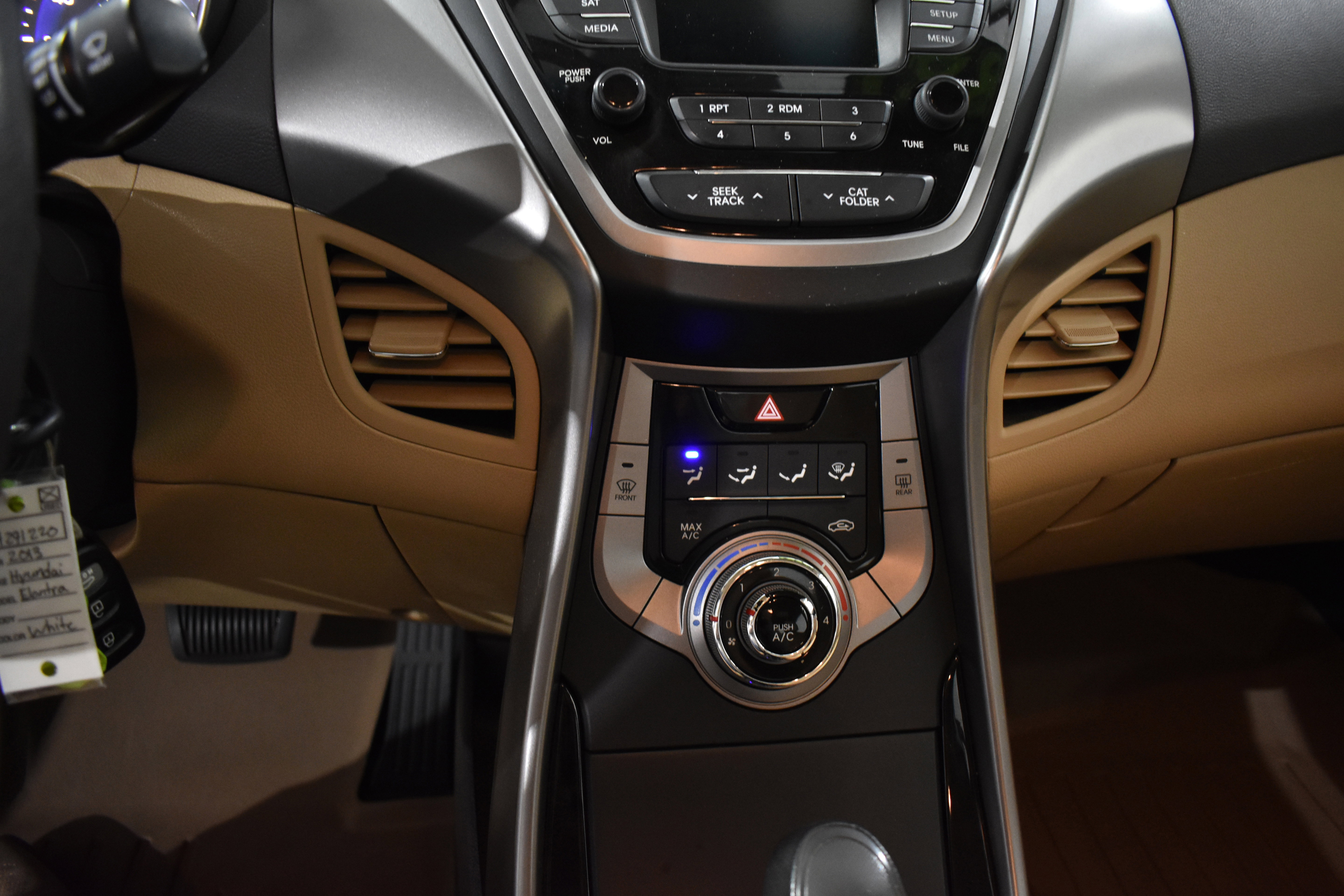 Used 2013 Hyundai Elantra GLS image 21