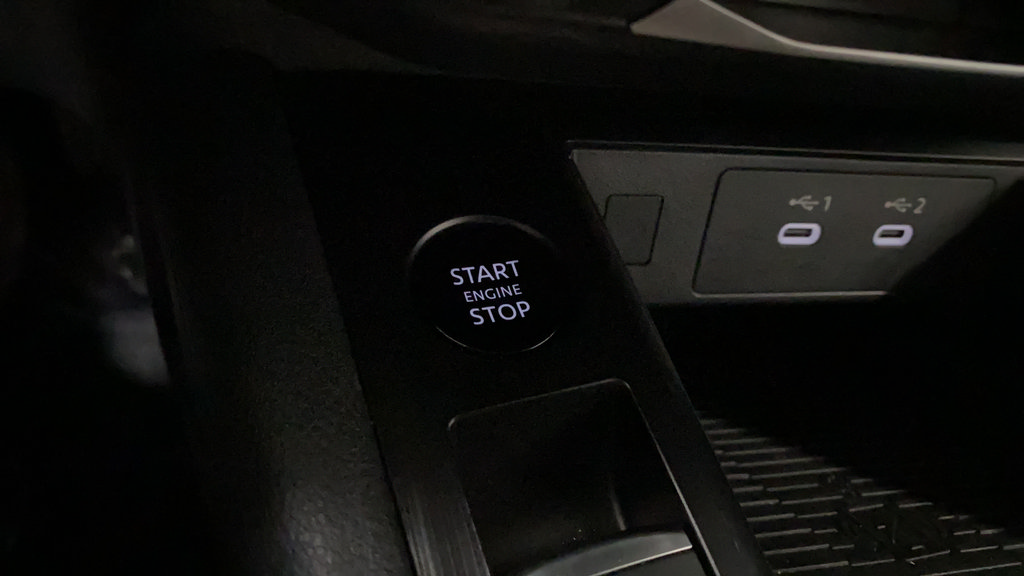 Used 2025 Nissan Kicks SV FWD image 22