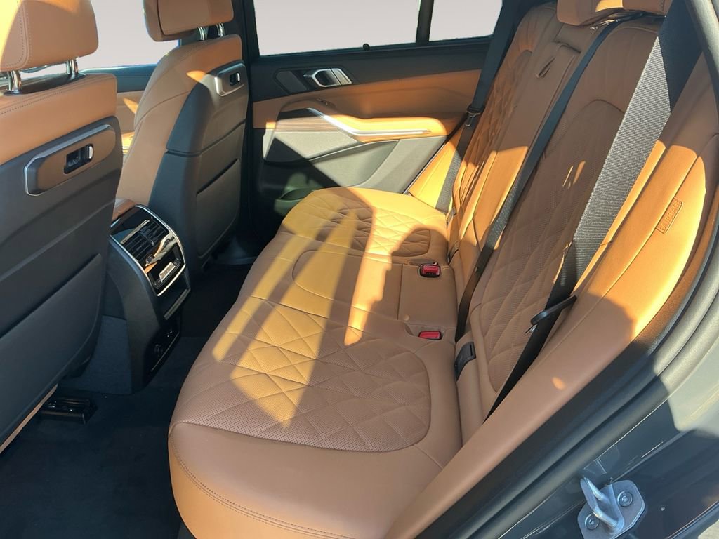 New 2026 BMW X5 xDrive40i w/ Climate Comfort Package image 13