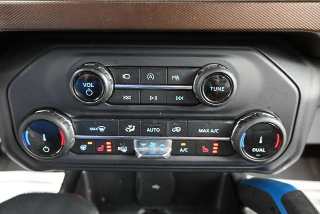 Used 2022 Ford Bronco Outer Banks w/ Sasquatch Package AWD/4WD image 14