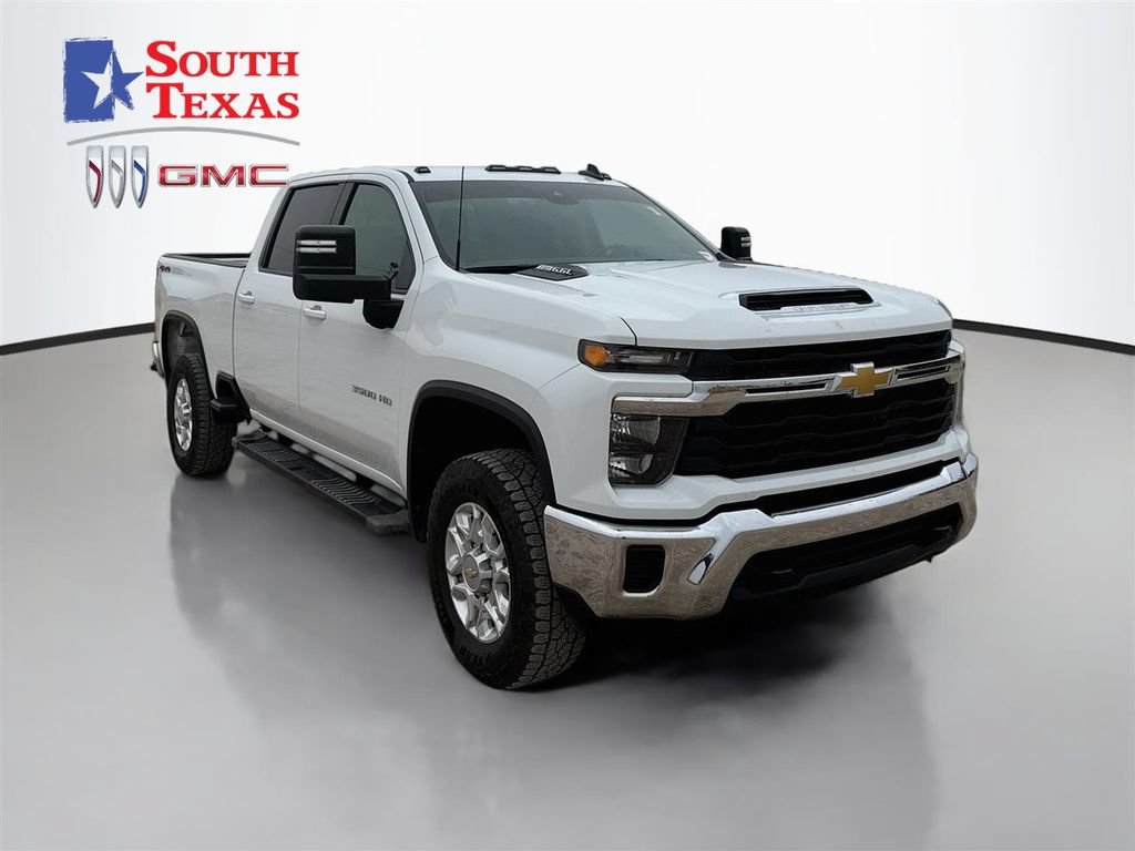 Used 2024 Chevrolet Silverado 3500 LT AWD/4WD image 1
