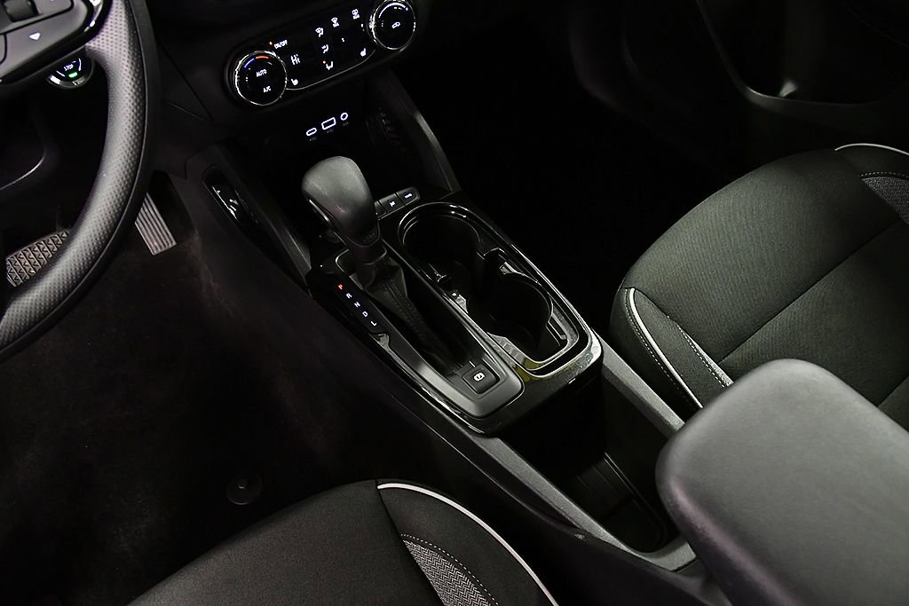 Used 2023 Chevrolet TrailBlazer LT w/ Convenience Package image 22