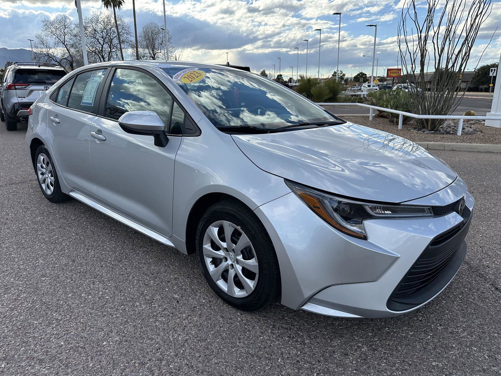 Used 2023 Toyota Corolla LE image 8