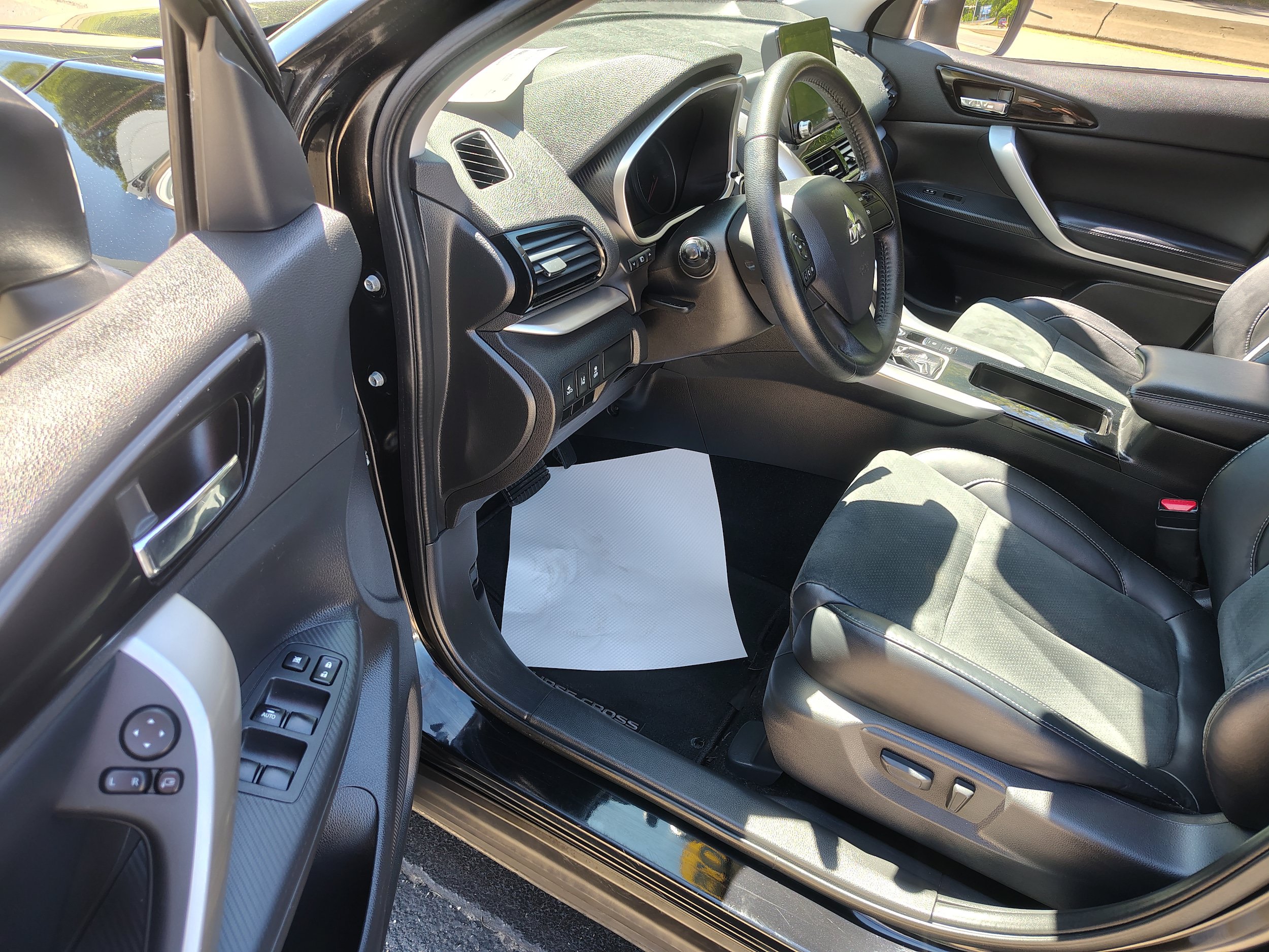 Used 2023 Mitsubishi Eclipse Cross SE AWD/4WD image 16