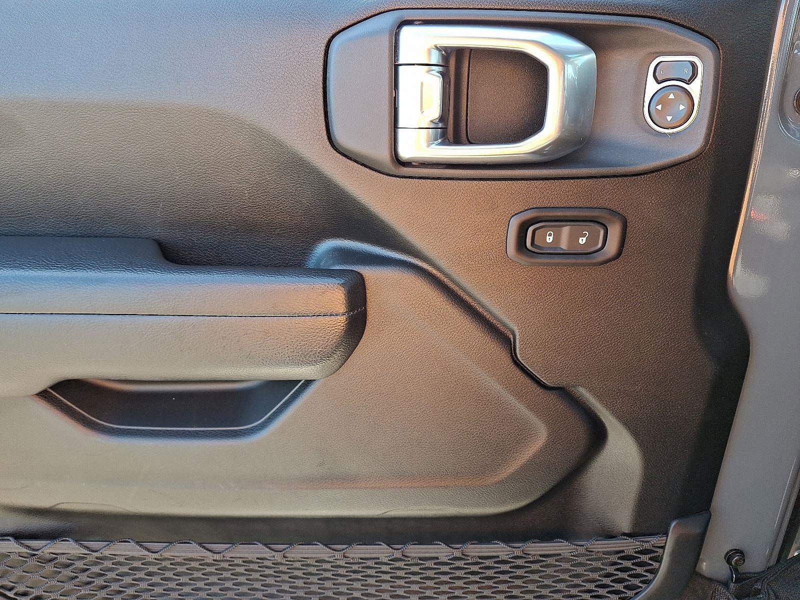 Certified 2024 Jeep Wrangler Unlimited Rubicon image 12