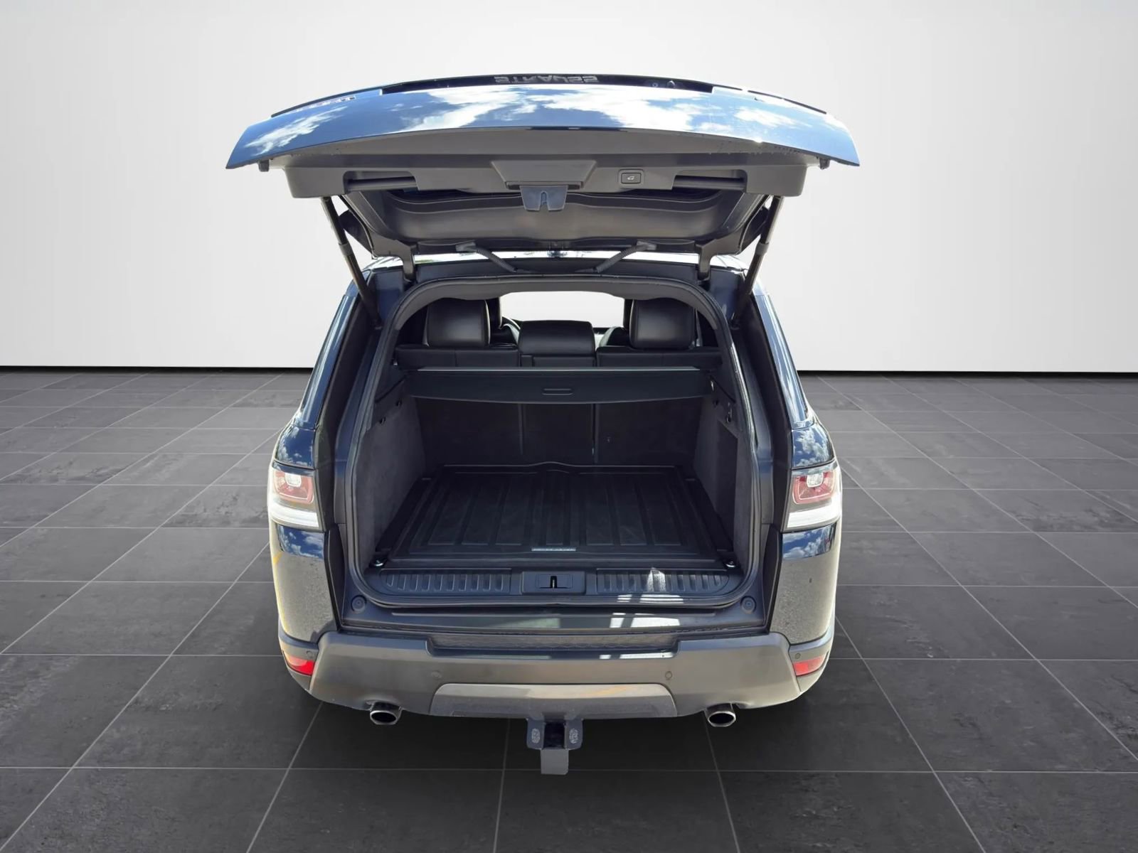 Used 2016 Land Rover Range Rover Sport Supercharged image 31