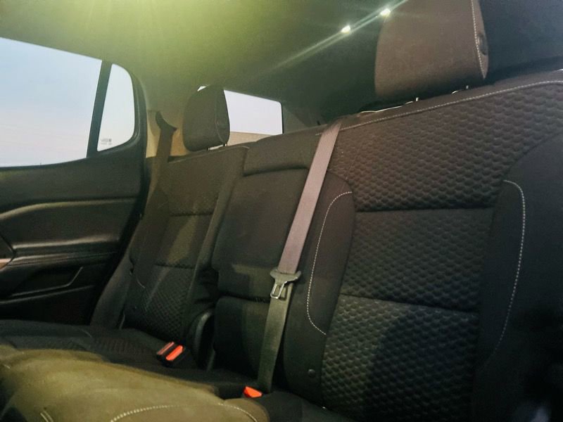 Used 2017 GMC Acadia SLE image 45