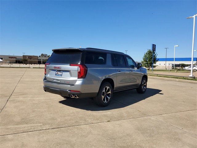 New 2026 GMC Yukon XL AT4 image 7