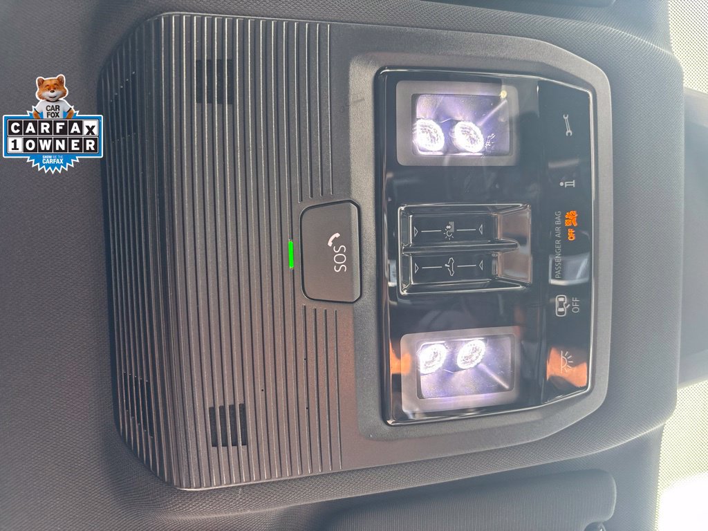 Used 2025 Volkswagen Atlas Cross Sport SE AWD/4WD image 26