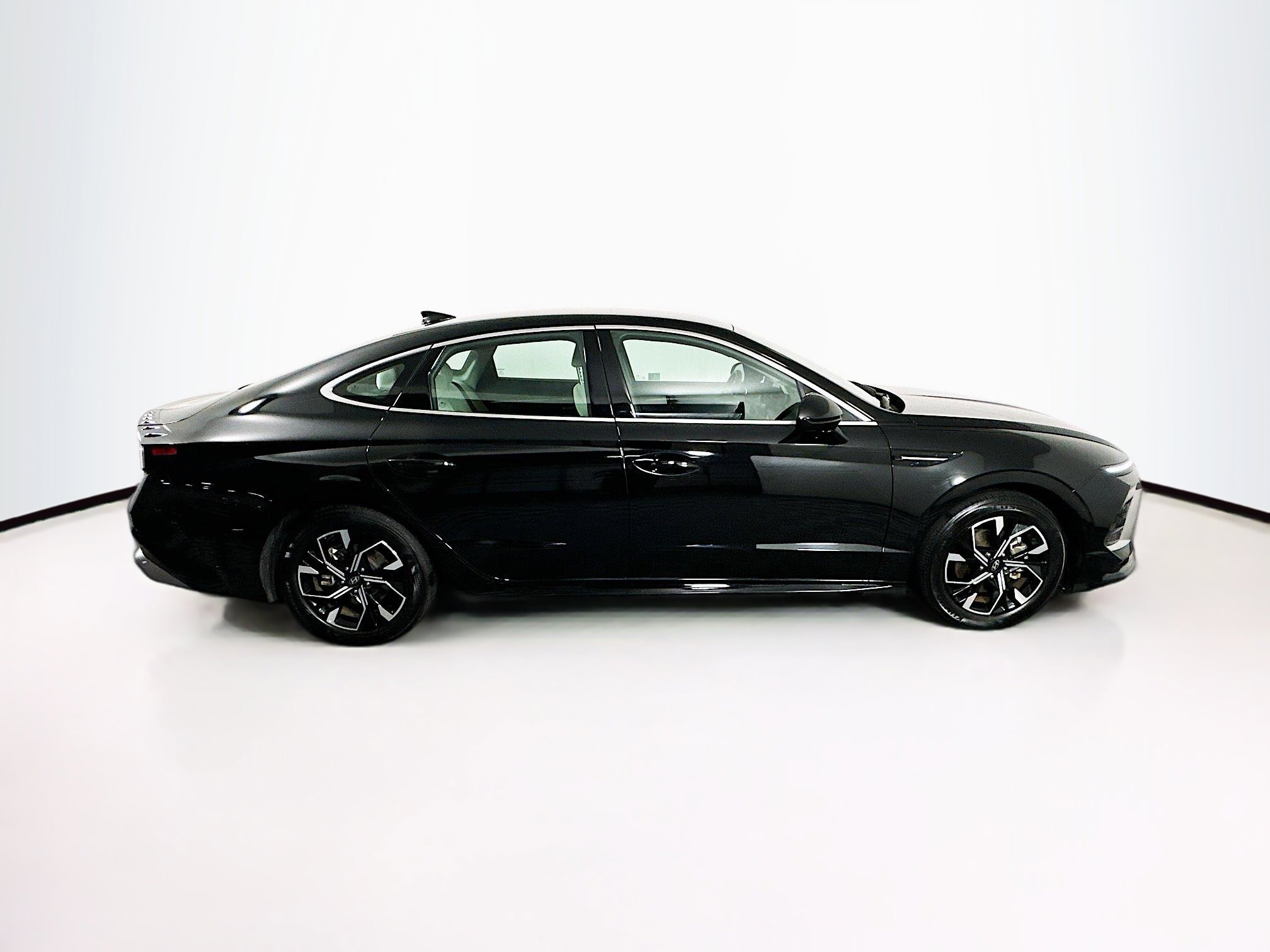 Used 2025 Hyundai Sonata SEL image 10