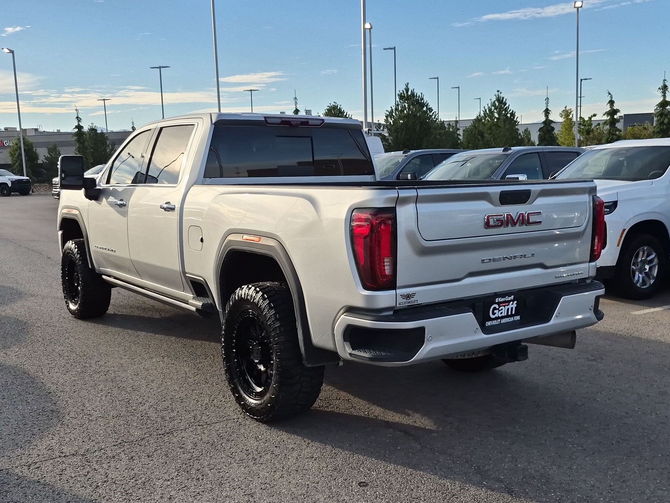 Used 2021 GMC Sierra 2500 Denali w/ Denali Ultimate Package AWD/4WD image 5
