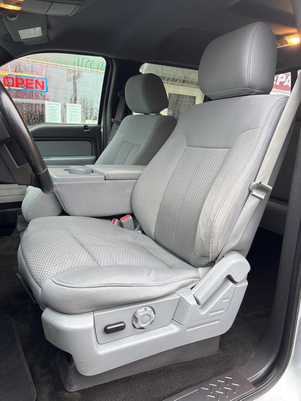 Used 2013 Ford F150 XLT w/ XLT Convenience Pkg image 16