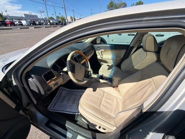 Used 2010 Lincoln MKZ FWD image 11