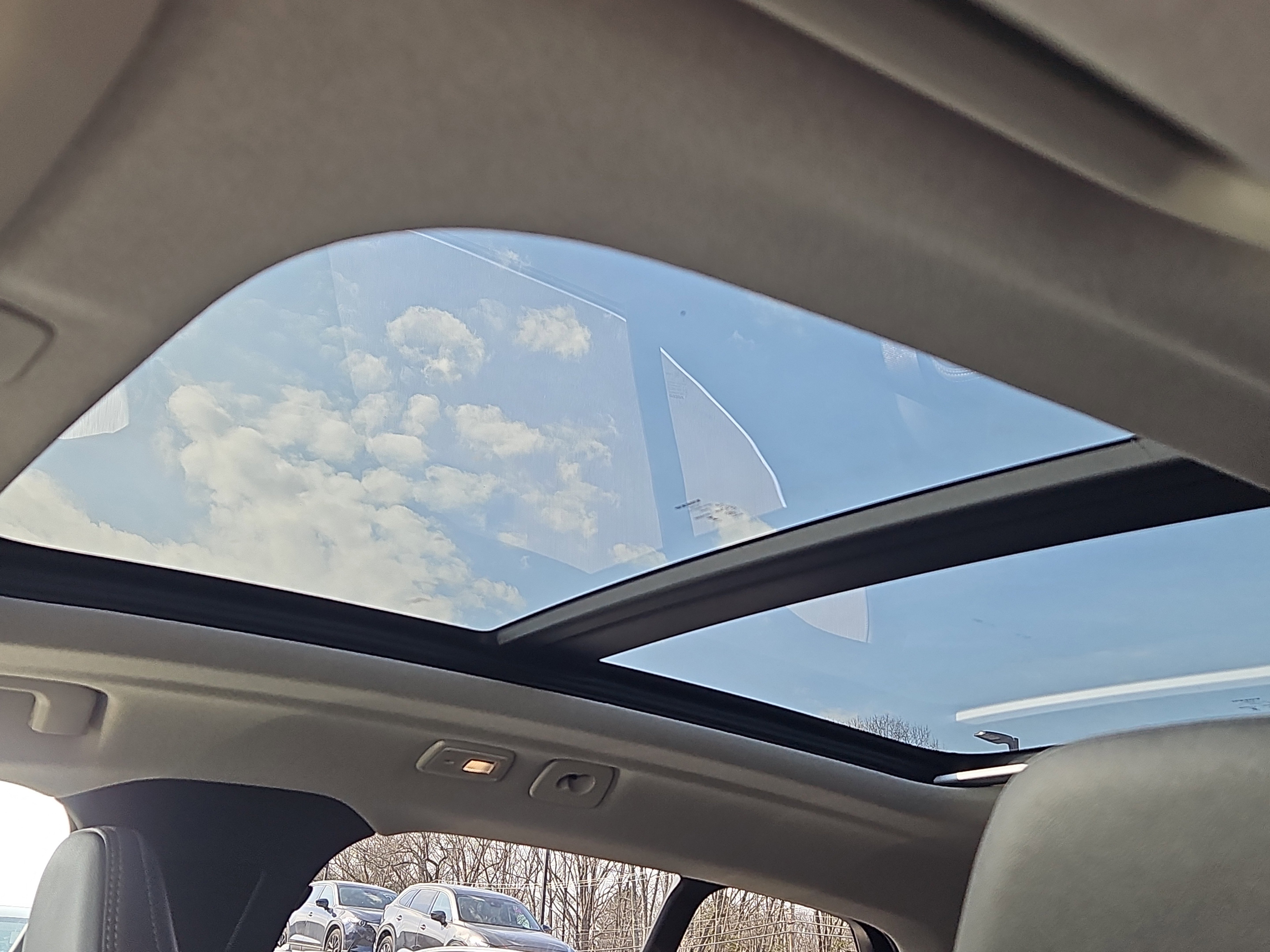 New 2025 Volvo XC40 B5 Plus w/ Protection Package Premier image 6