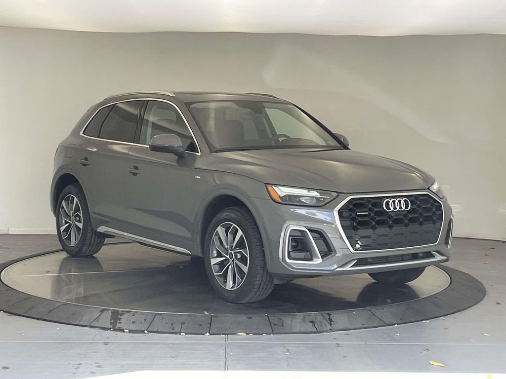 Certified 2024 Audi Q5 2.0T Premium Plus w/ Premium Plus Package image 9