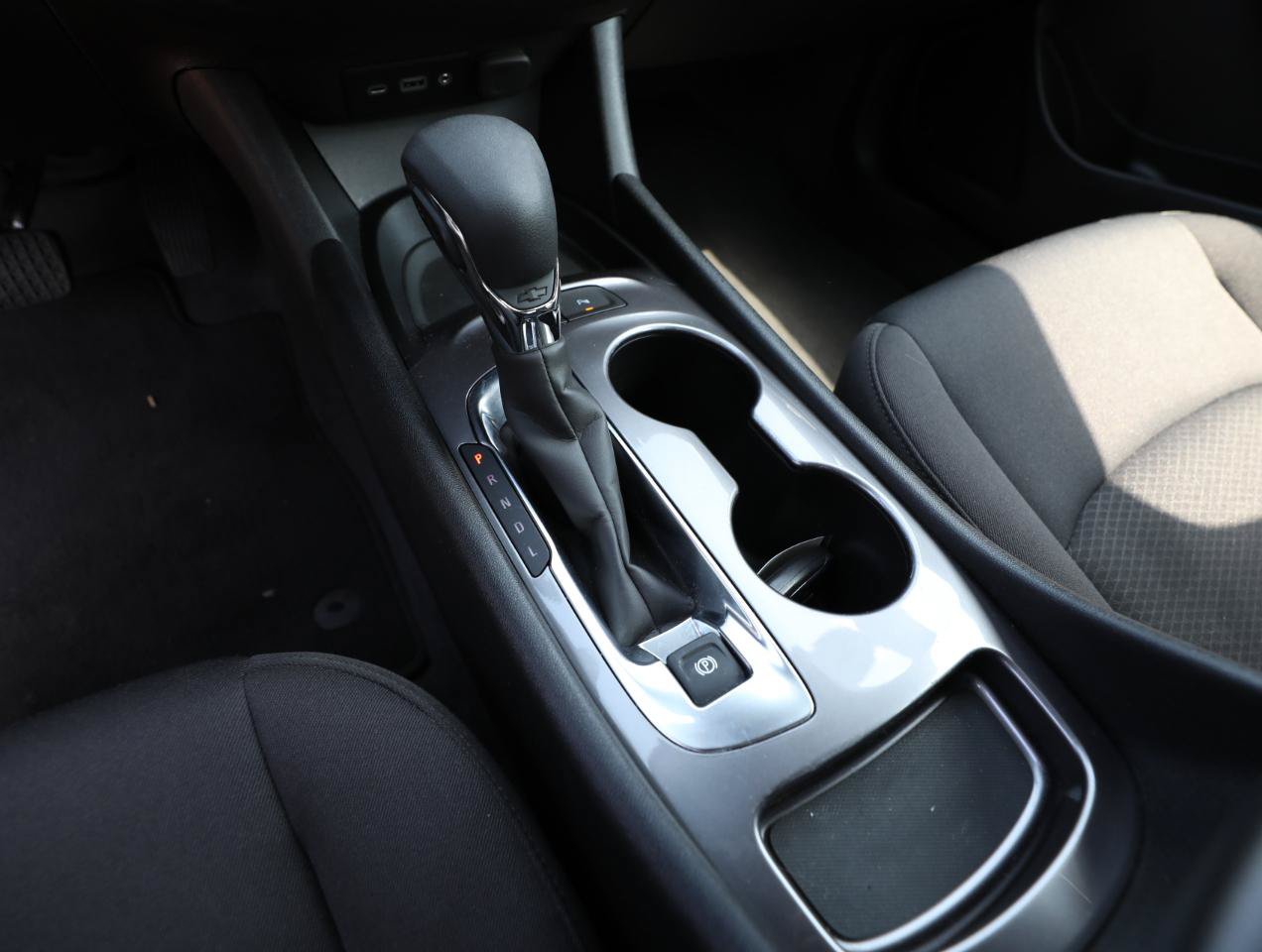 Used 2023 Chevrolet Malibu LS w/ Driver Confidence Package FWD image 16