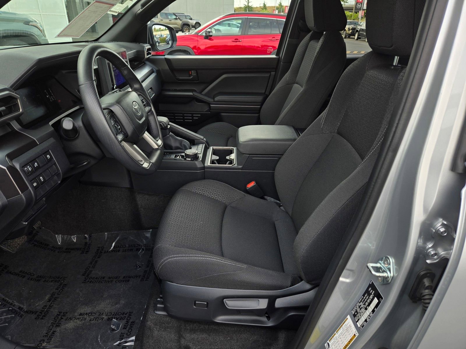 Used 2025 Toyota 4Runner SR5 AWD/4WD image 15