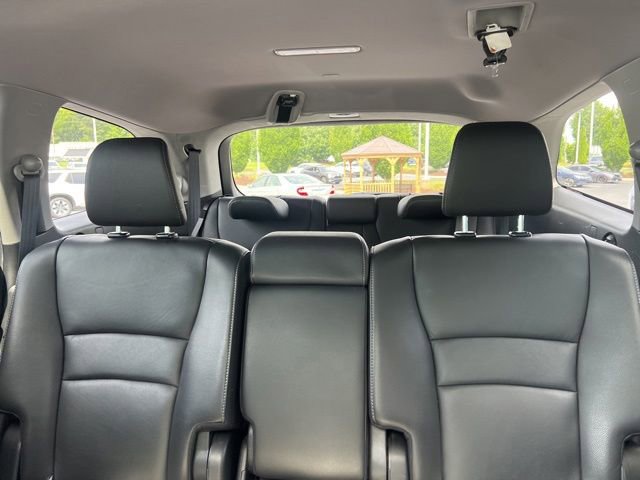Used 2019 Honda Pilot Touring image 17