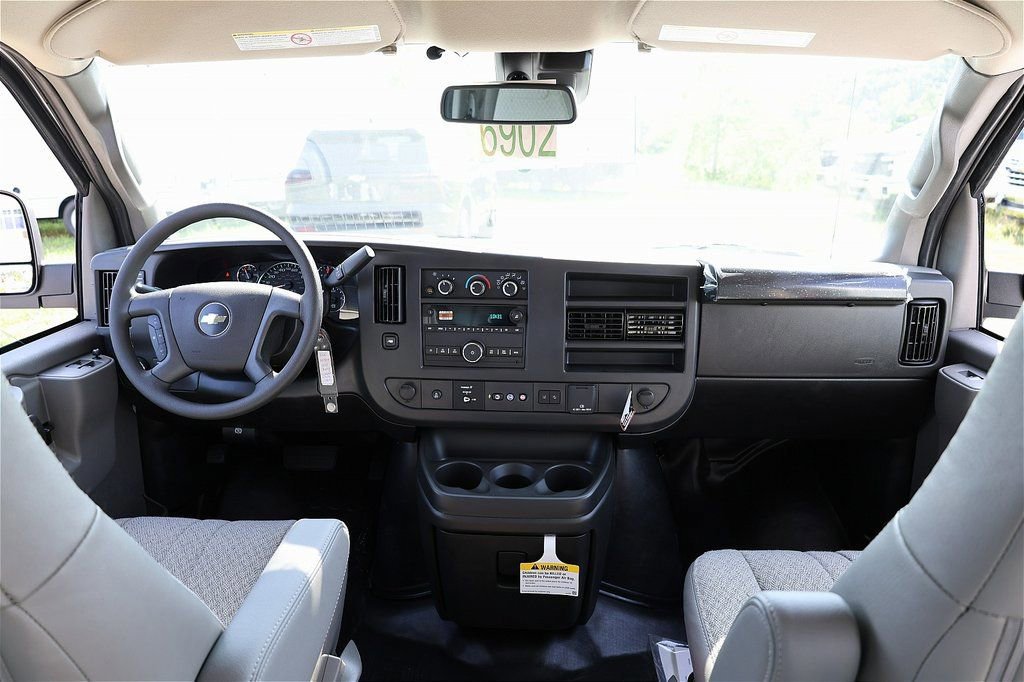 New 2025 Chevrolet Express 3500 w/ Driver Convenience Package RWD image 30