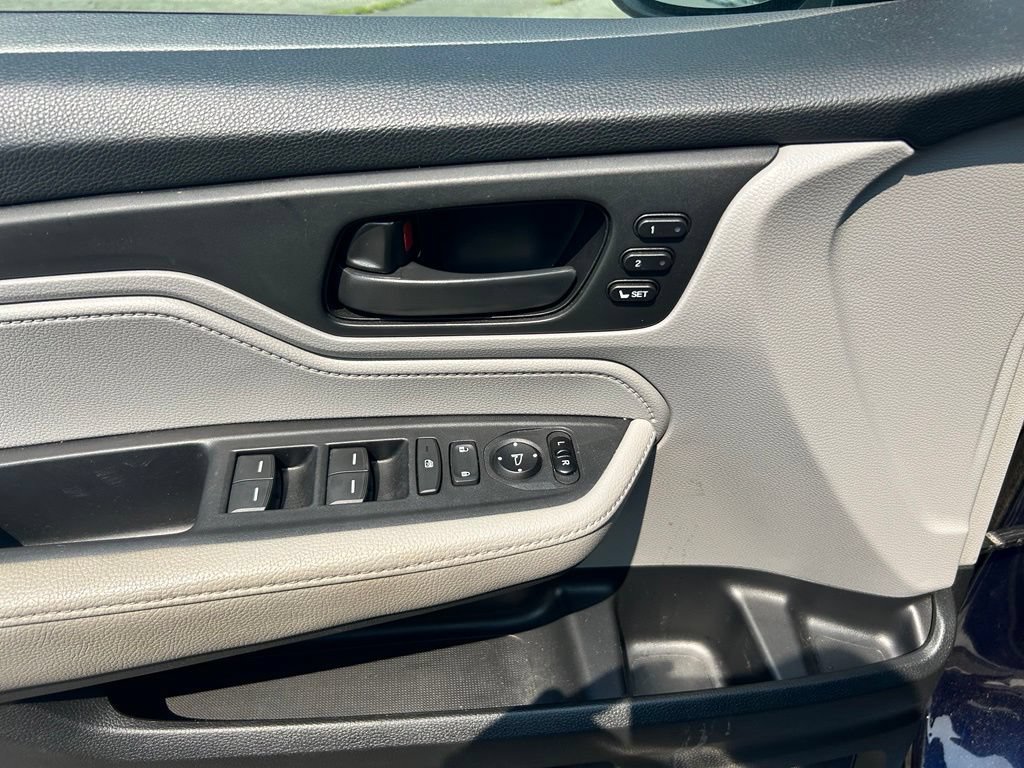 Used 2020 Honda Odyssey EX-L image 21