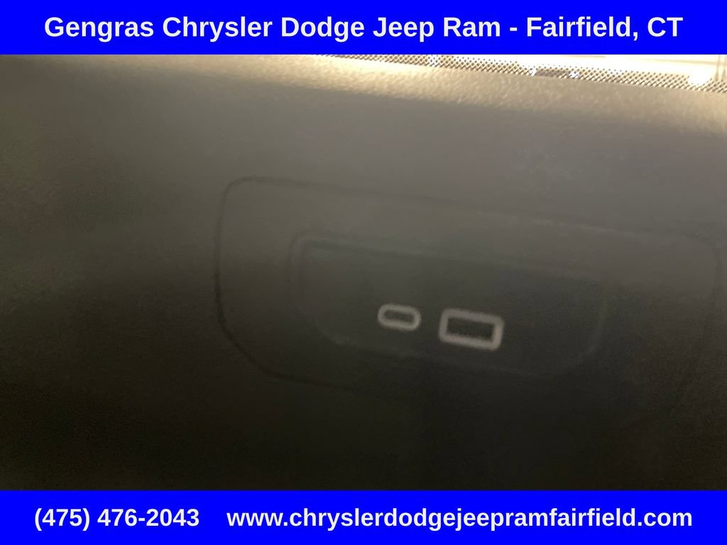 Certified 2025 Jeep Grand Cherokee L Altitude AWD/4WD image 45