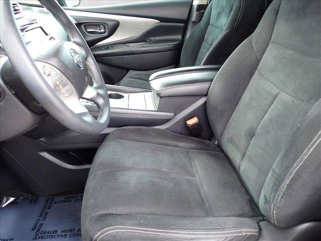 Used 2017 Nissan Murano S image 11