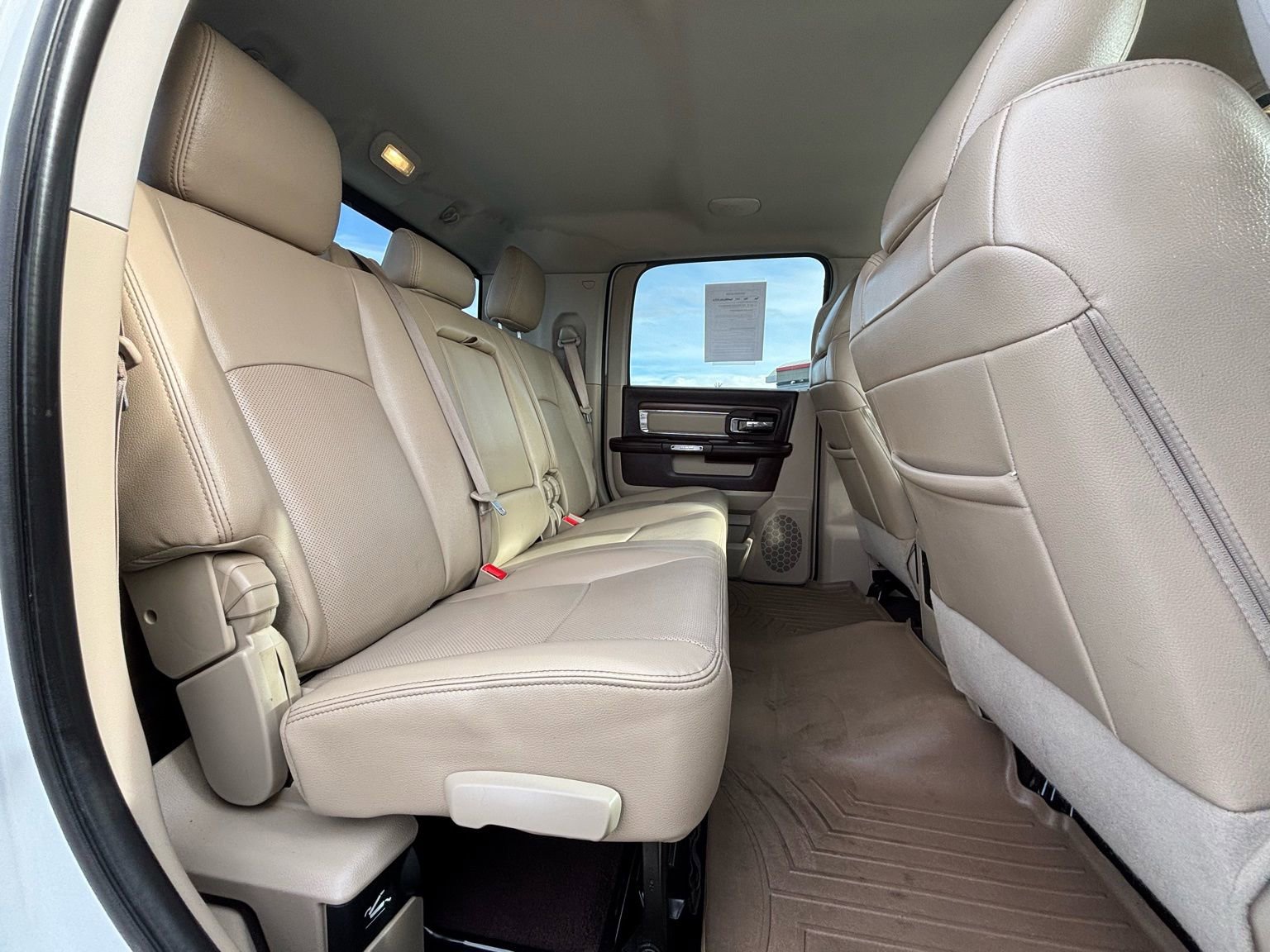 Used 2017 RAM 3500 Laramie AWD/4WD image 22