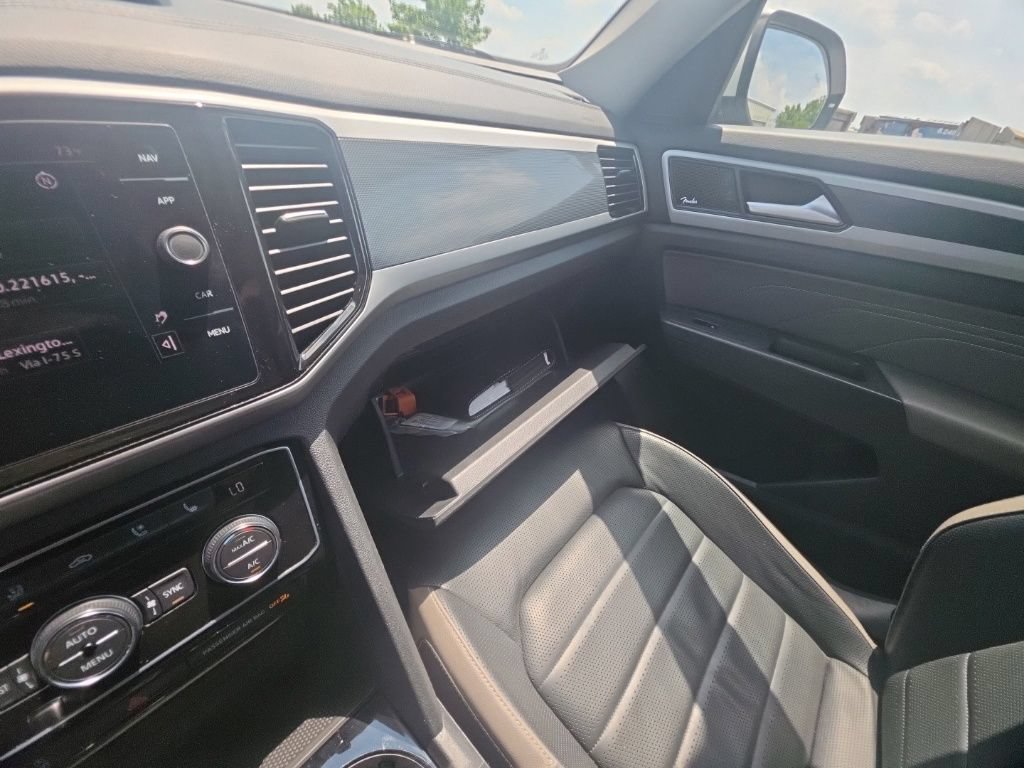 Used 2022 Volkswagen Atlas SEL Premium AWD/4WD image 23