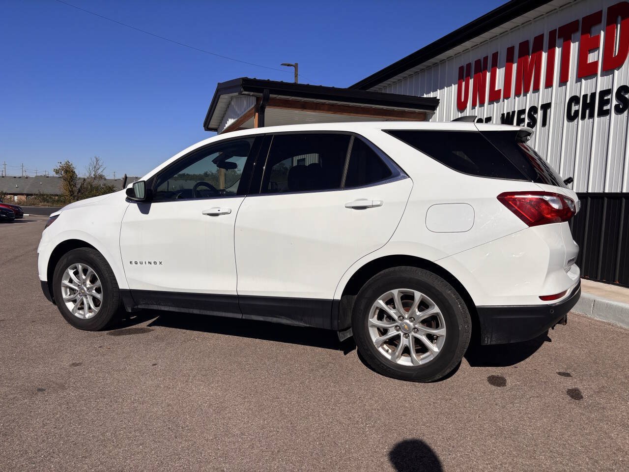 Used 2020 Chevrolet Equinox LT w/ Driver Convenience Package FWD image 12