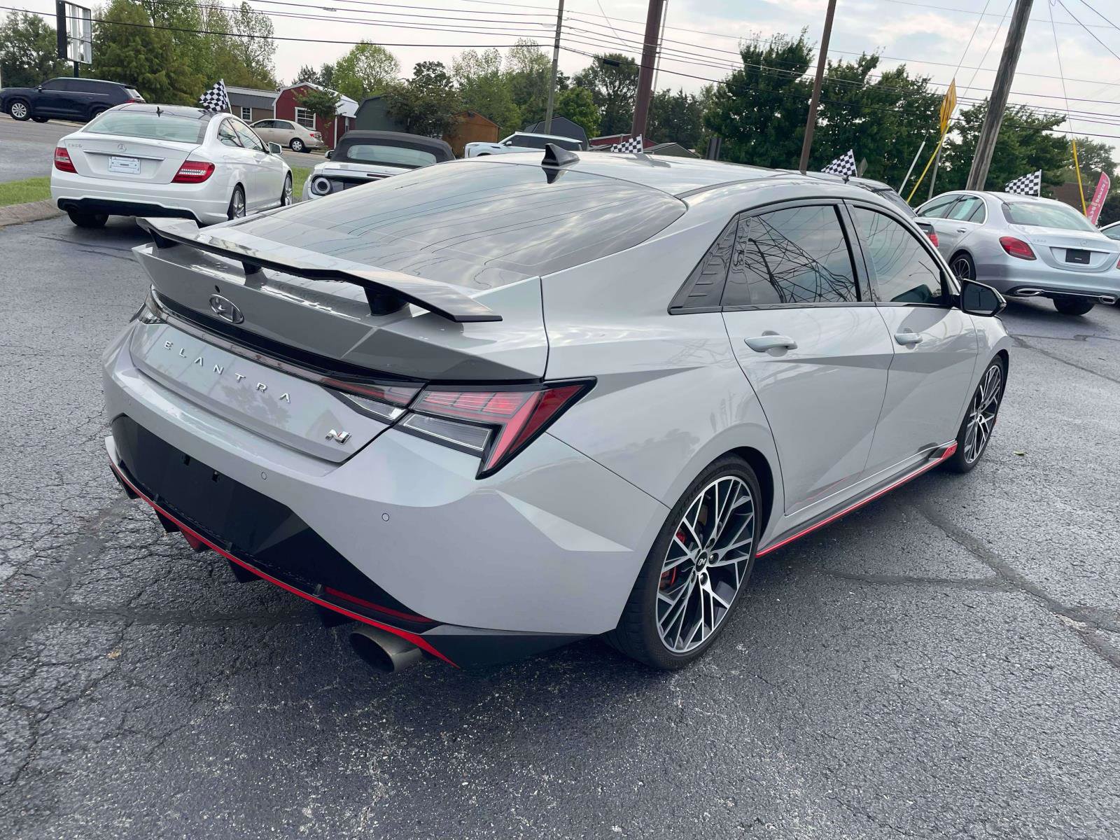 Used 2022 Hyundai Elantra N image 4