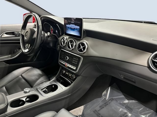 Used 2019 Mercedes-Benz GLA 250 4MATIC image 11