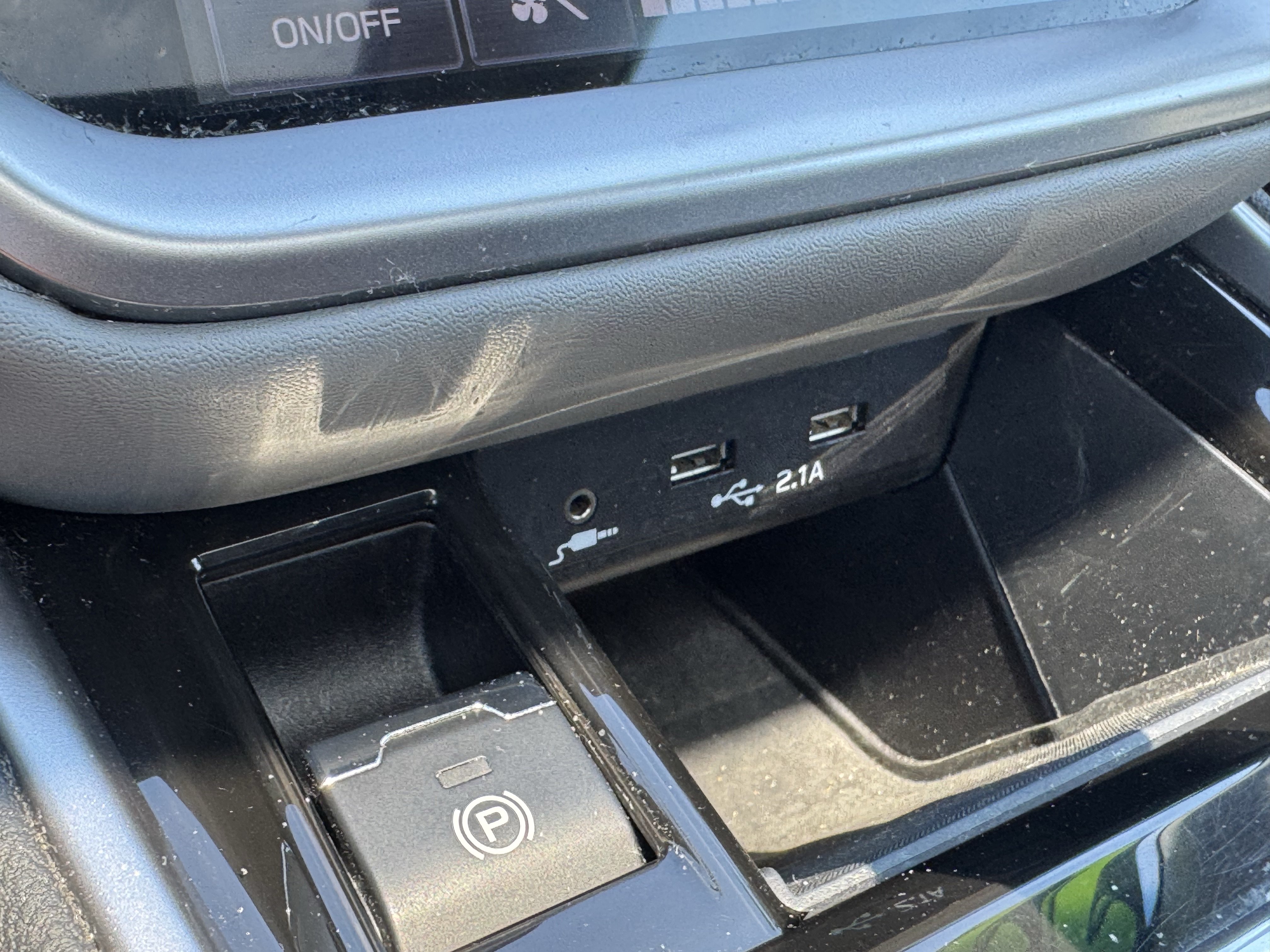 Used 2022 Subaru Outback Limited AWD/4WD image 31