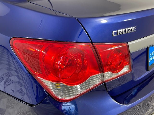 Used 2012 Chevrolet Cruze LT FWD image 17