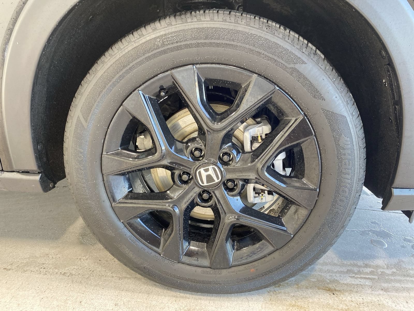 Used 2025 Honda HR-V Sport image 10
