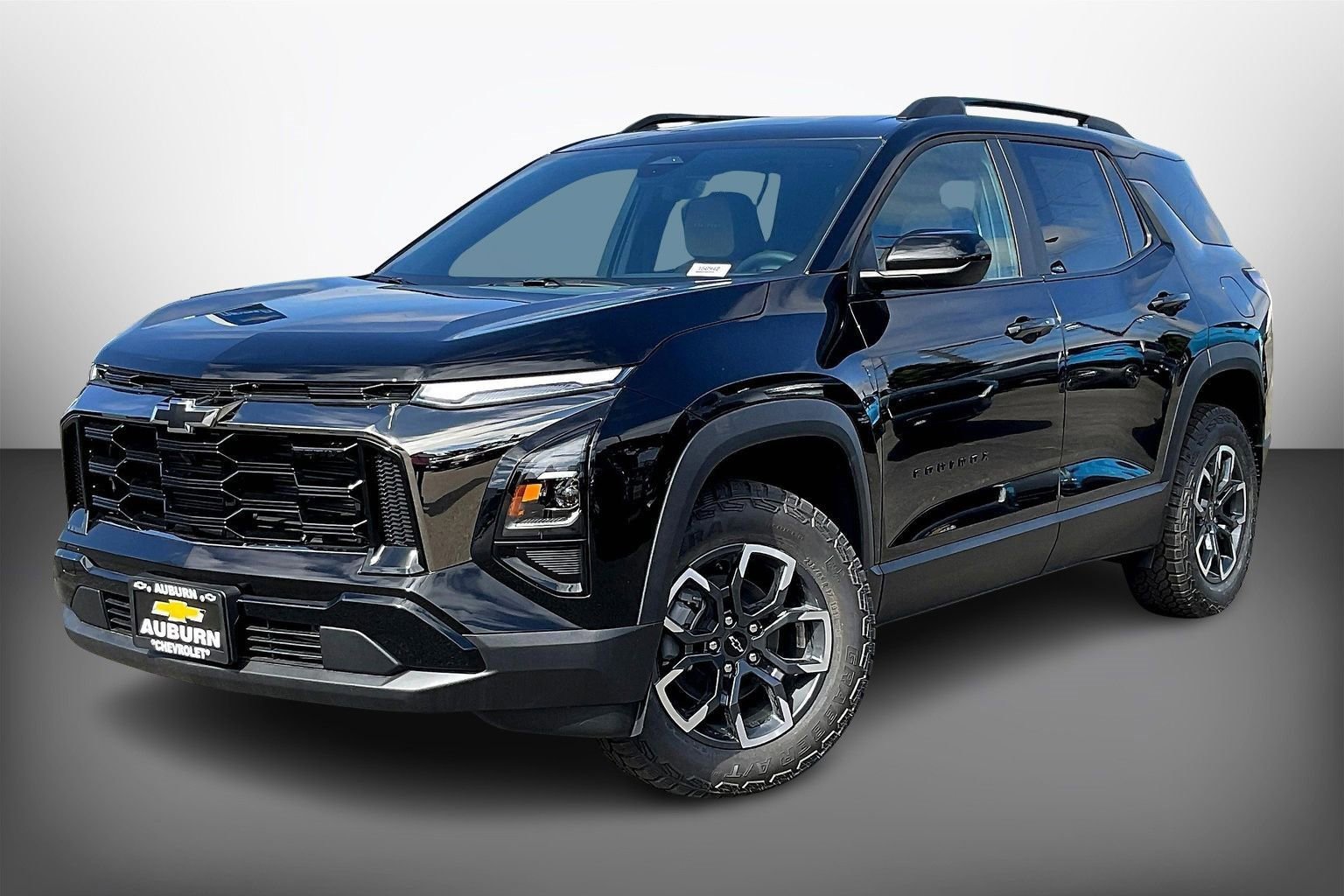 New 2026 Chevrolet Equinox ACTIV image 2