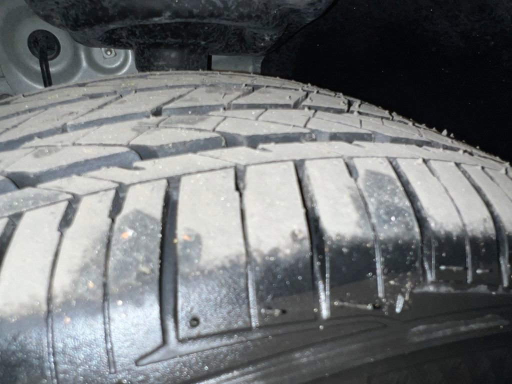 Used 2024 Toyota Camry SE image 28