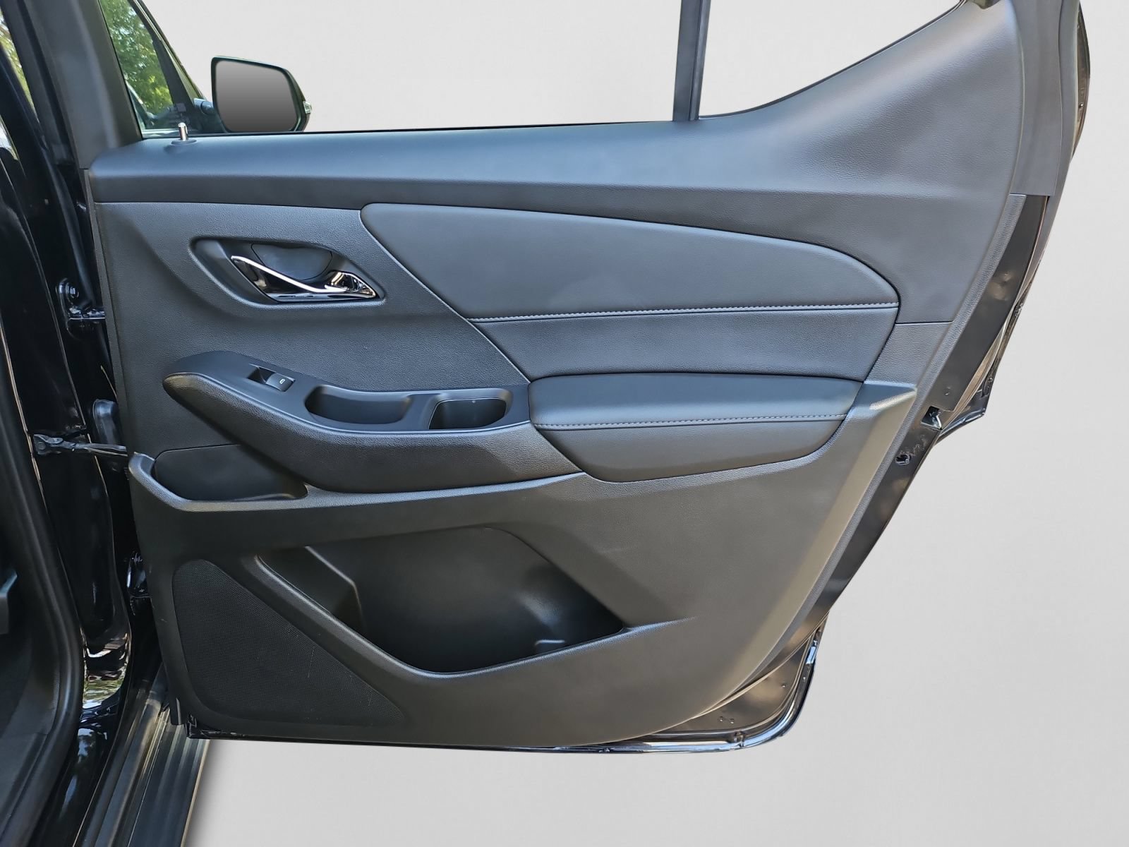 Used 2022 Chevrolet Traverse LT FWD image 38