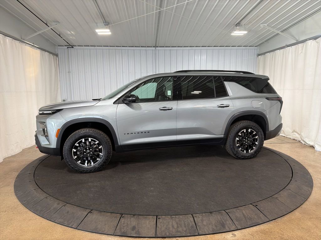 Certified 2025 Chevrolet Traverse Z71 w/ Driver Confidence Package image 2