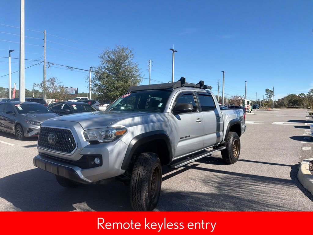 Used 2018 Toyota Tacoma TRD Off-Road image 4