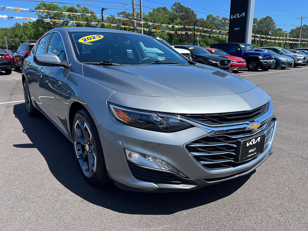 Used 2023 Chevrolet Malibu LT FWD image 9