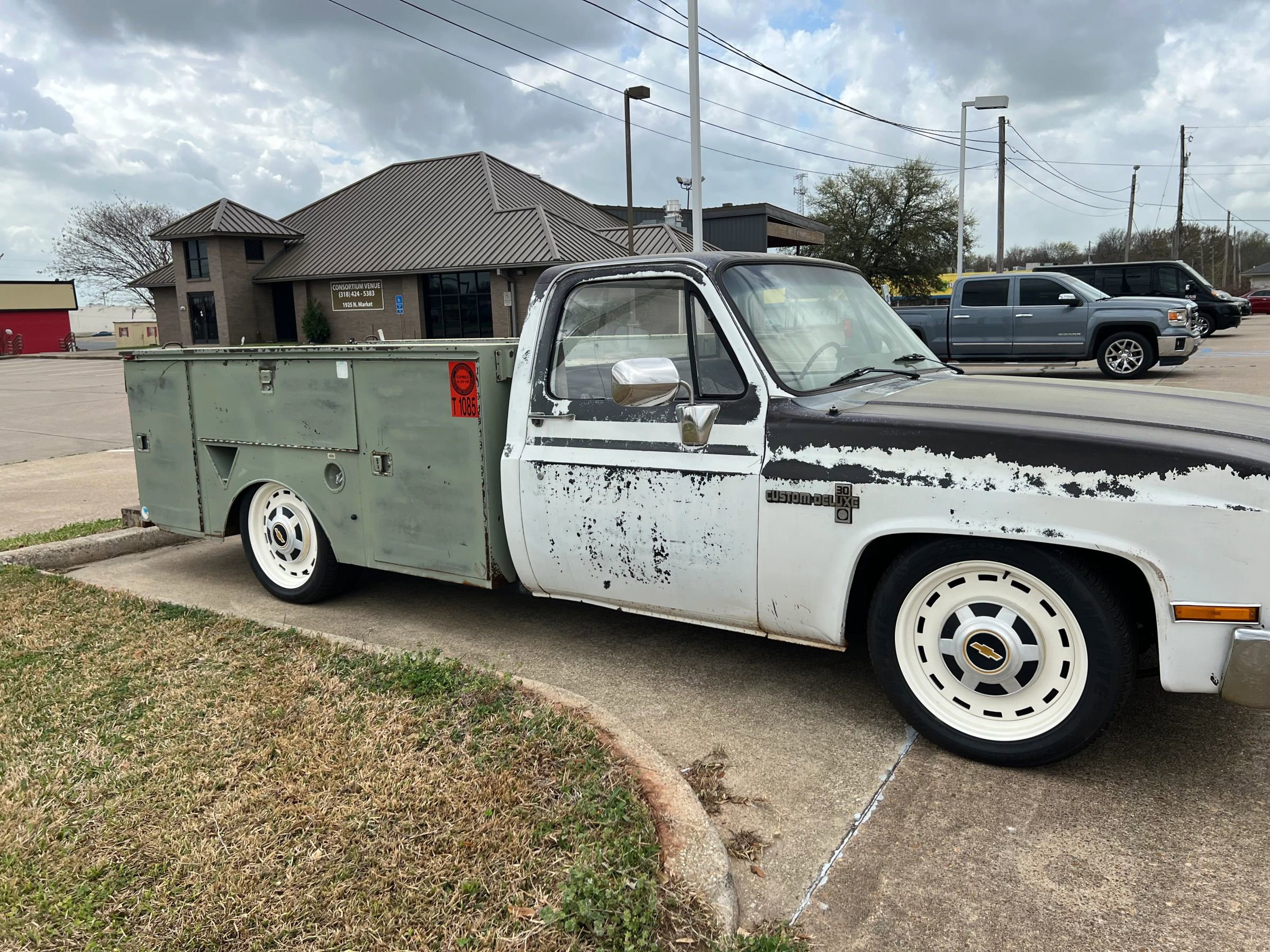 Used 1988 Chevrolet Silverado 3500 2WD Regular Cab image 7