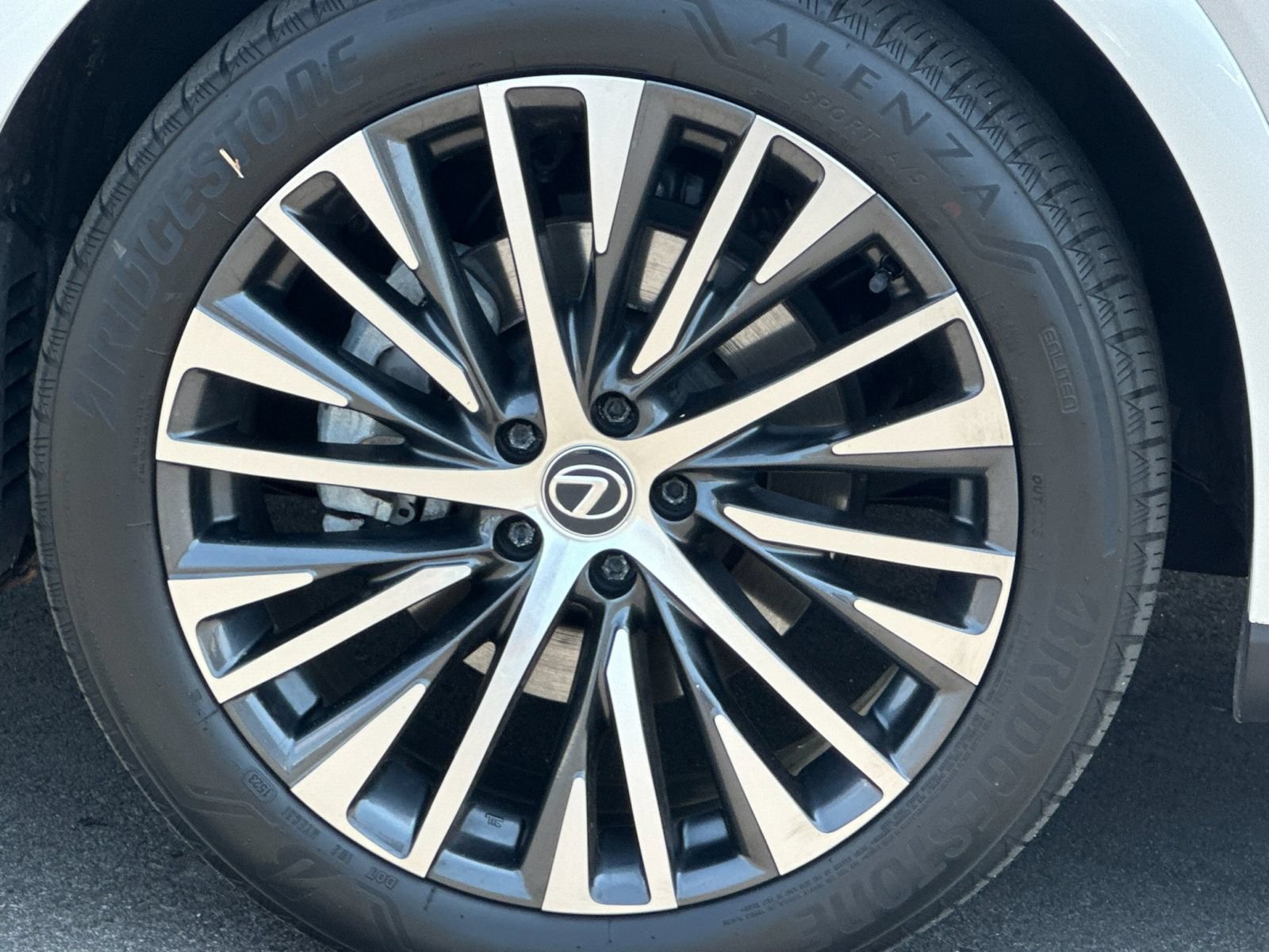 Used 2023 Lexus RX 350 Premium Plus w/ Cold Area Package FWD image 30