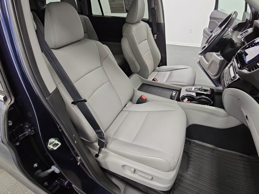 Used 2021 Honda Pilot Touring image 45