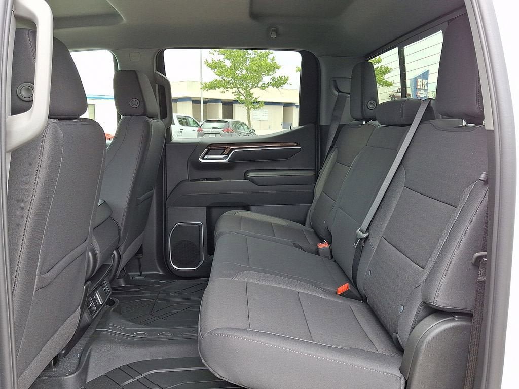 New 2026 Chevrolet Silverado 1500 LT w/ Protection Package AWD/4WD image 6